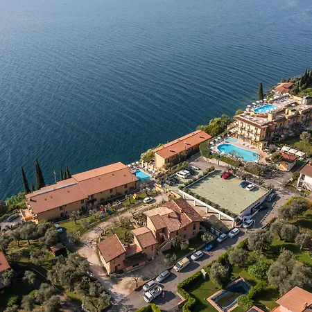 Piccolo Paradiso 4* Тосколано-Мадерно