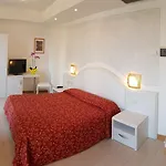 Piccolo Paradiso Hotel 4*