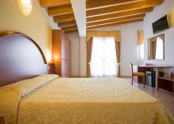 Piccolo Paradiso Hotel Toscolano Maderno