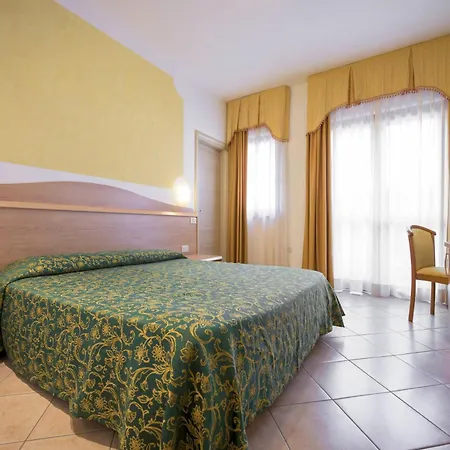 Piccolo Paradiso 4*