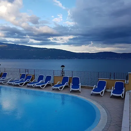 Piccolo Paradiso Hotel 4*
